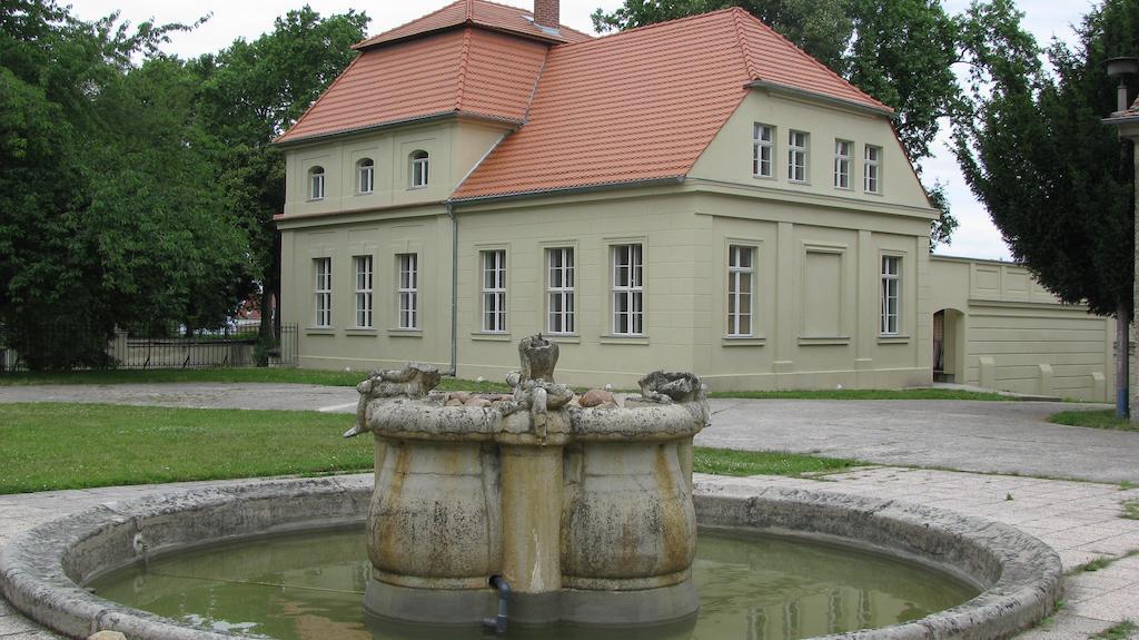 Gaestehaus Schloss Plaue Brandenburg (Brandenburg an der Havel) Exterior foto